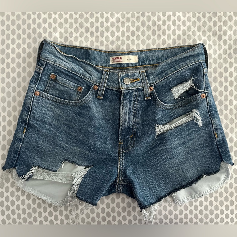 Levi Mid-Rise Distressed Shorts
